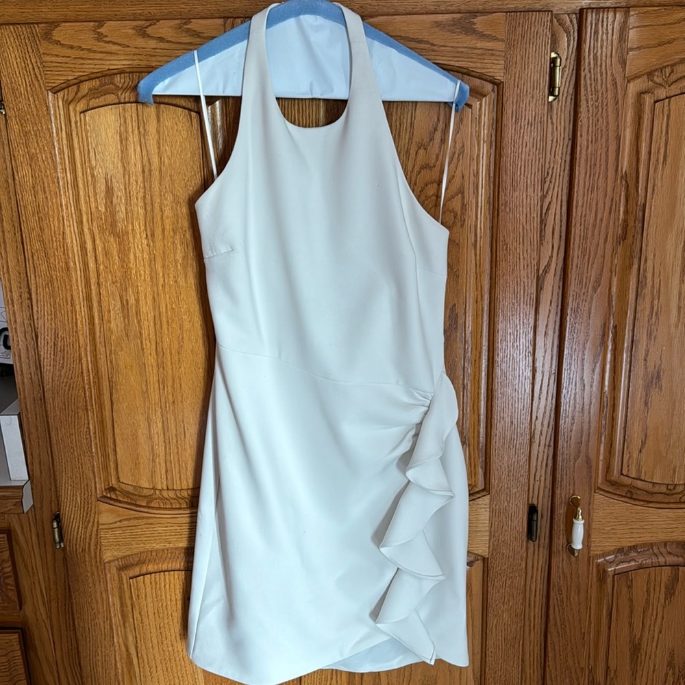 Likely size 6 halter top dress!